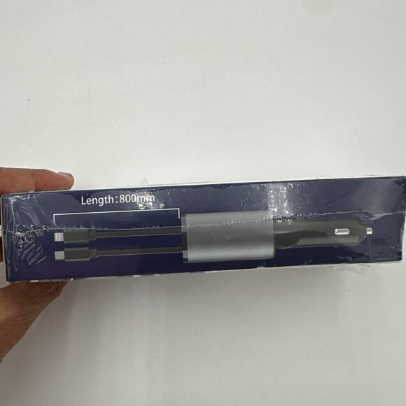 Super Fast 4in1 Charger Perfect to keep in your car and no cord messes! - Picture 4 of 4